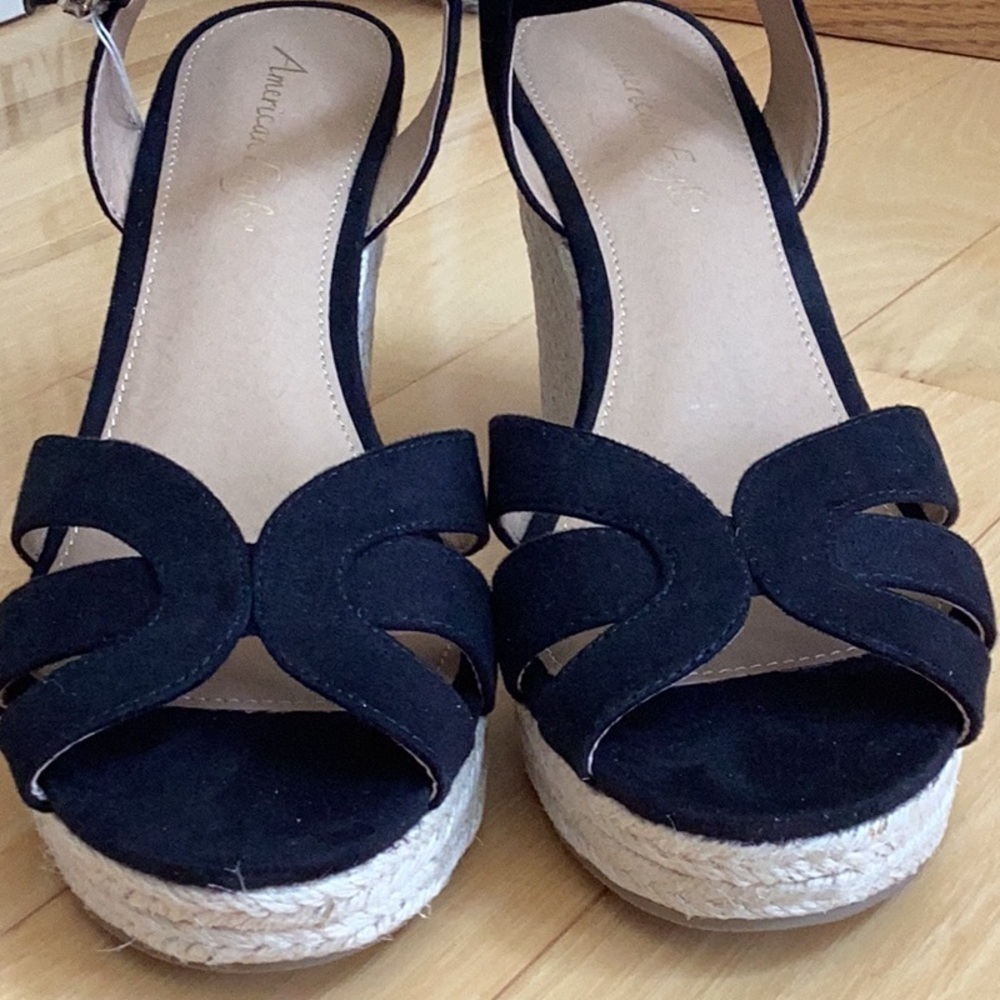 American Eagle by Payless, black fabric espadrille, open toe wedges. Women’s 10 - Picture 4 of 16